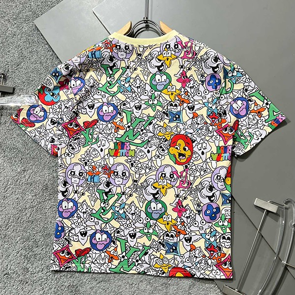 確保済み ルイヴィトン モノグラム コミック Tシャツ 偽物 vux69730